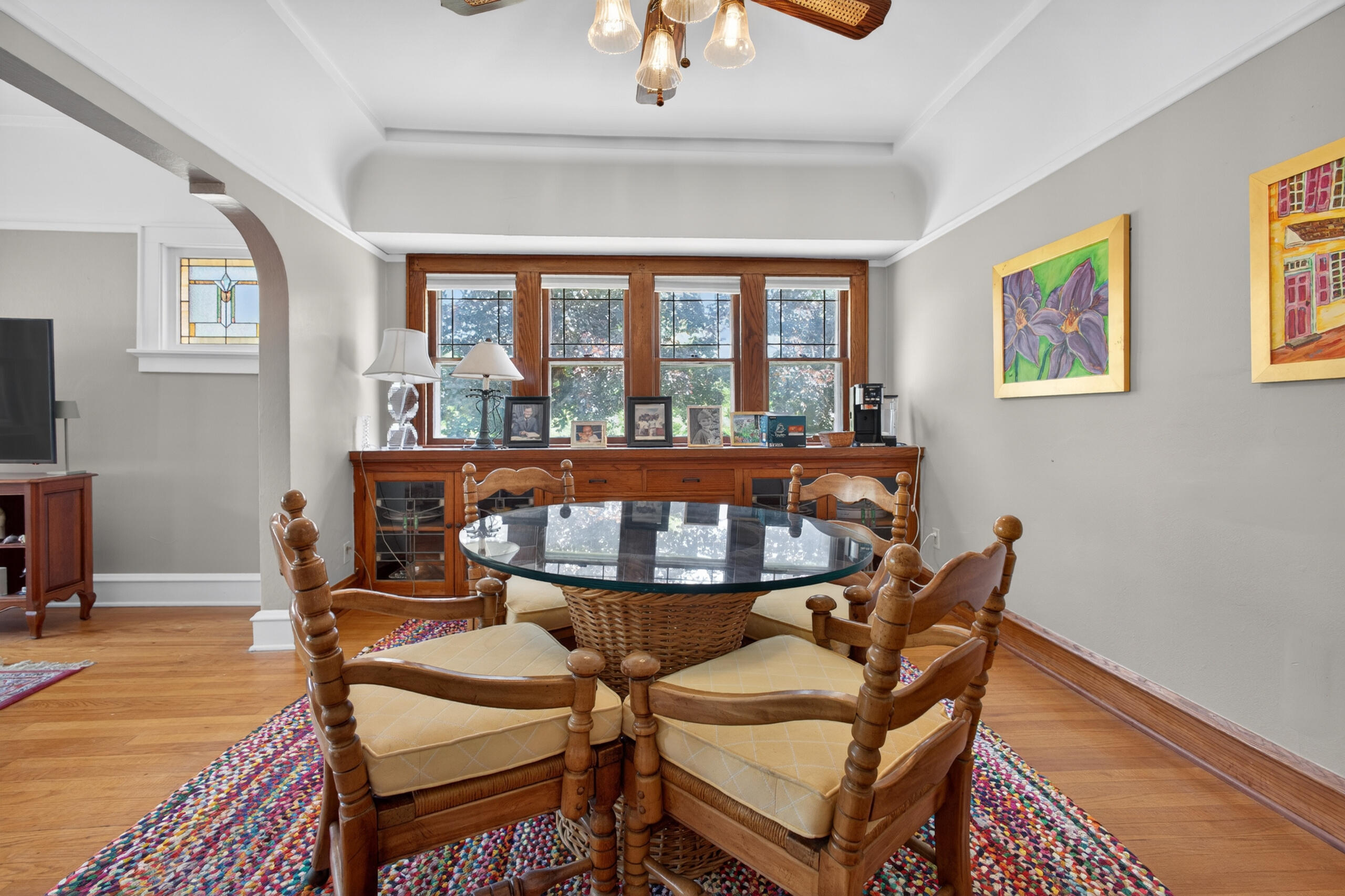 2029 West Donges Bay Road, Unit 2031 Mequon, WI 53092 - Photo 12 of 68 Dining Room - Lower