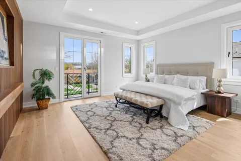 $2,500,000 | 6022 North Ionia Avenue, Chicago, IL 60646