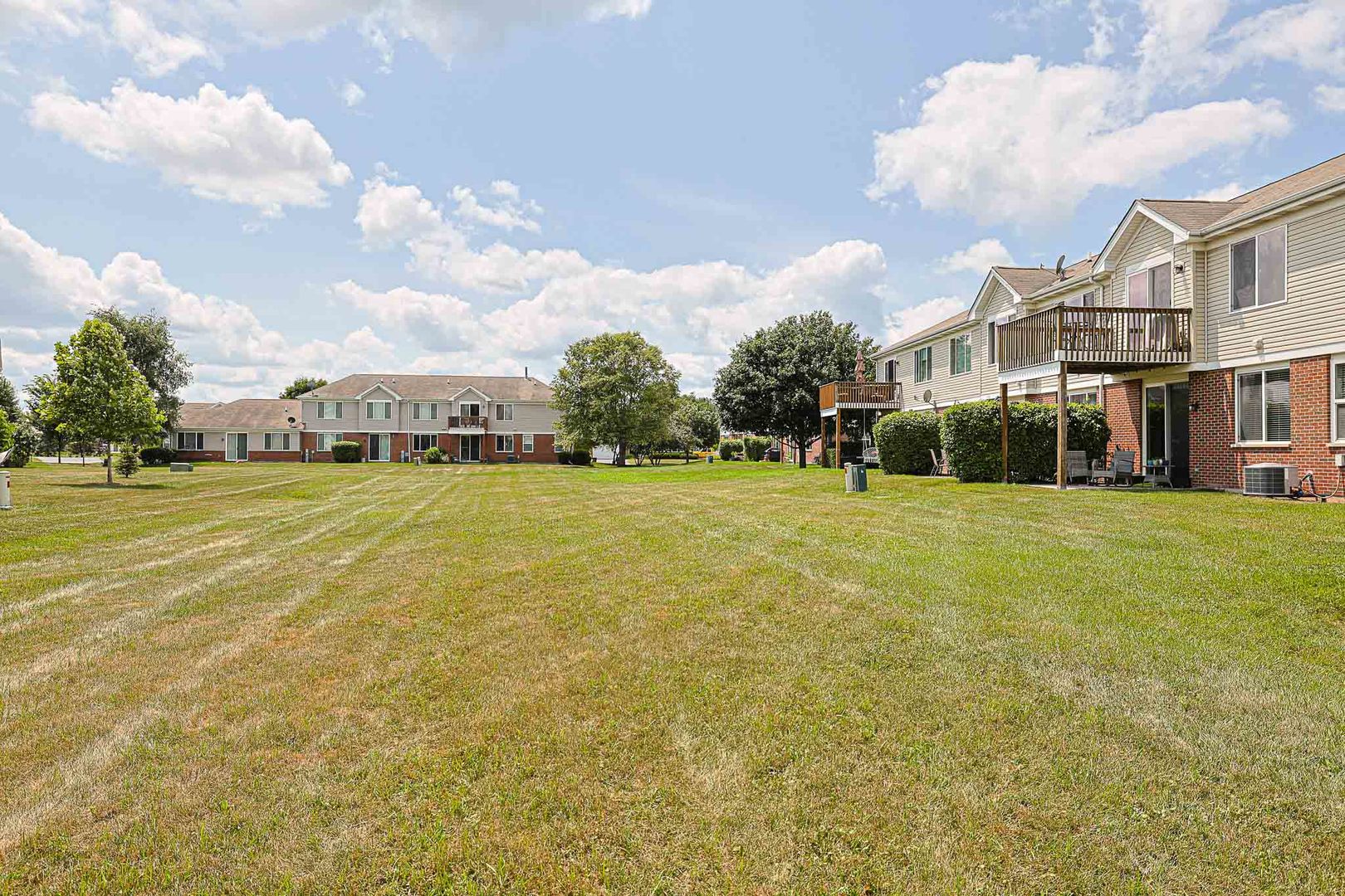 1404 Draper Road, Unit 242 McHenry, IL 60050 - Photo 20 of 20