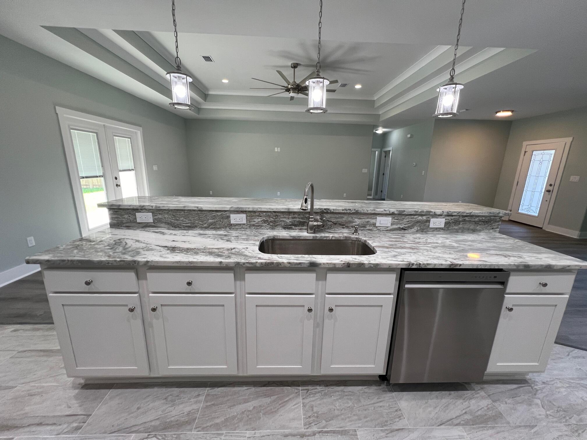100 Dolphin Road Mary Esther, FL 32569 - Photo 12 of 40 IMG_3321
