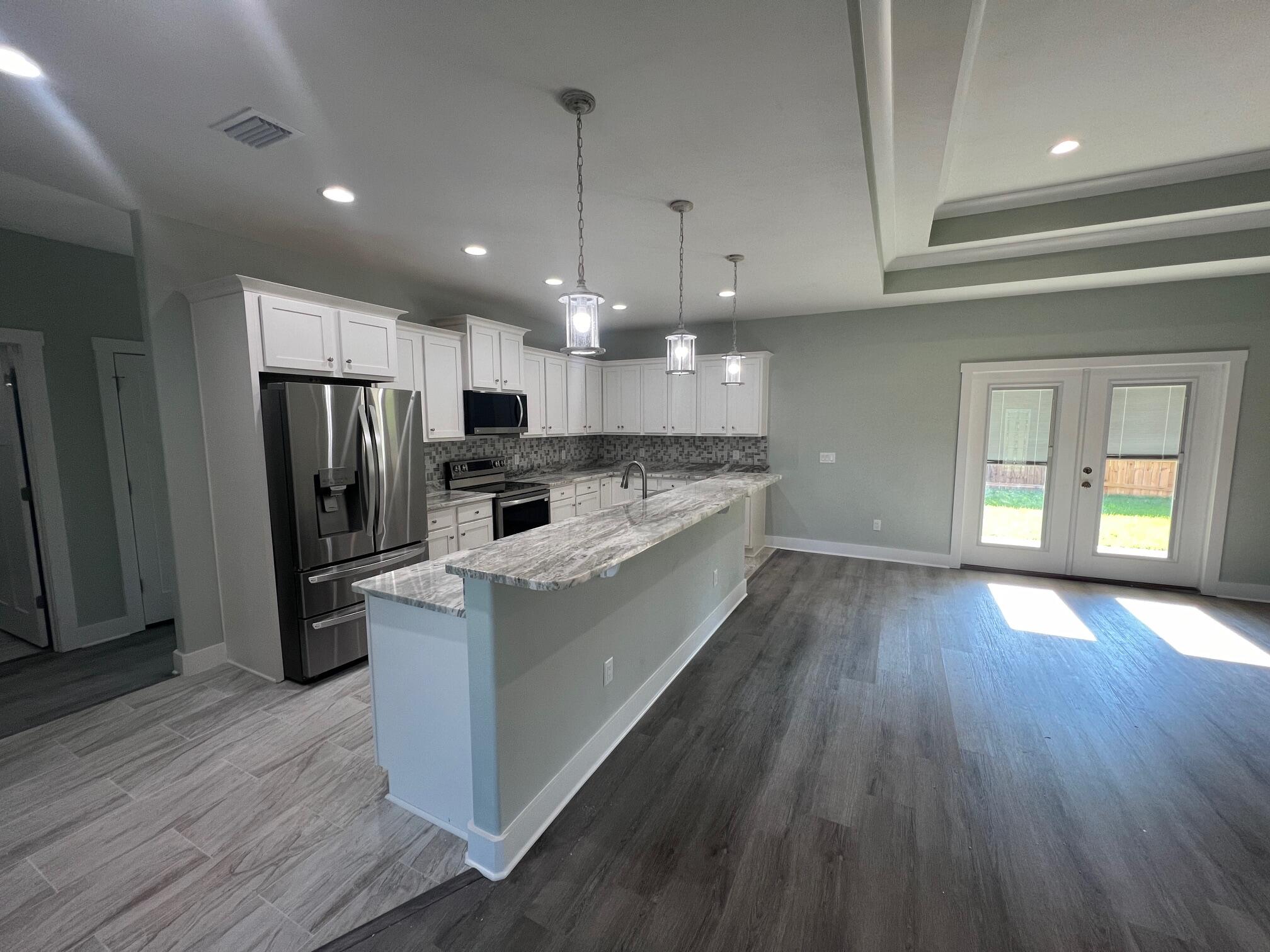 100 Dolphin Road Mary Esther, FL 32569 - Photo 5 of 40 IMG_3363