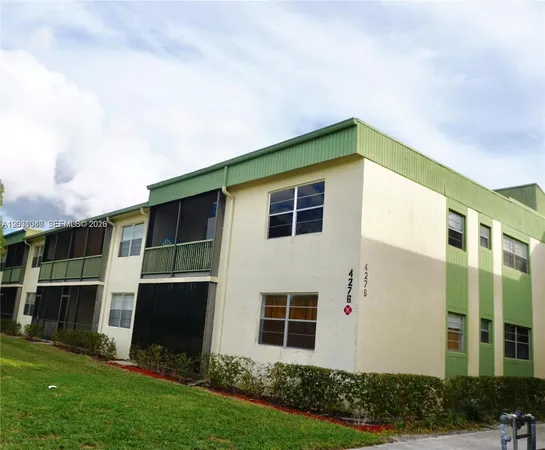 $130,000 | 4276 Northwest 89th Avenue, Unit 102, Coral Springs, FL 33065