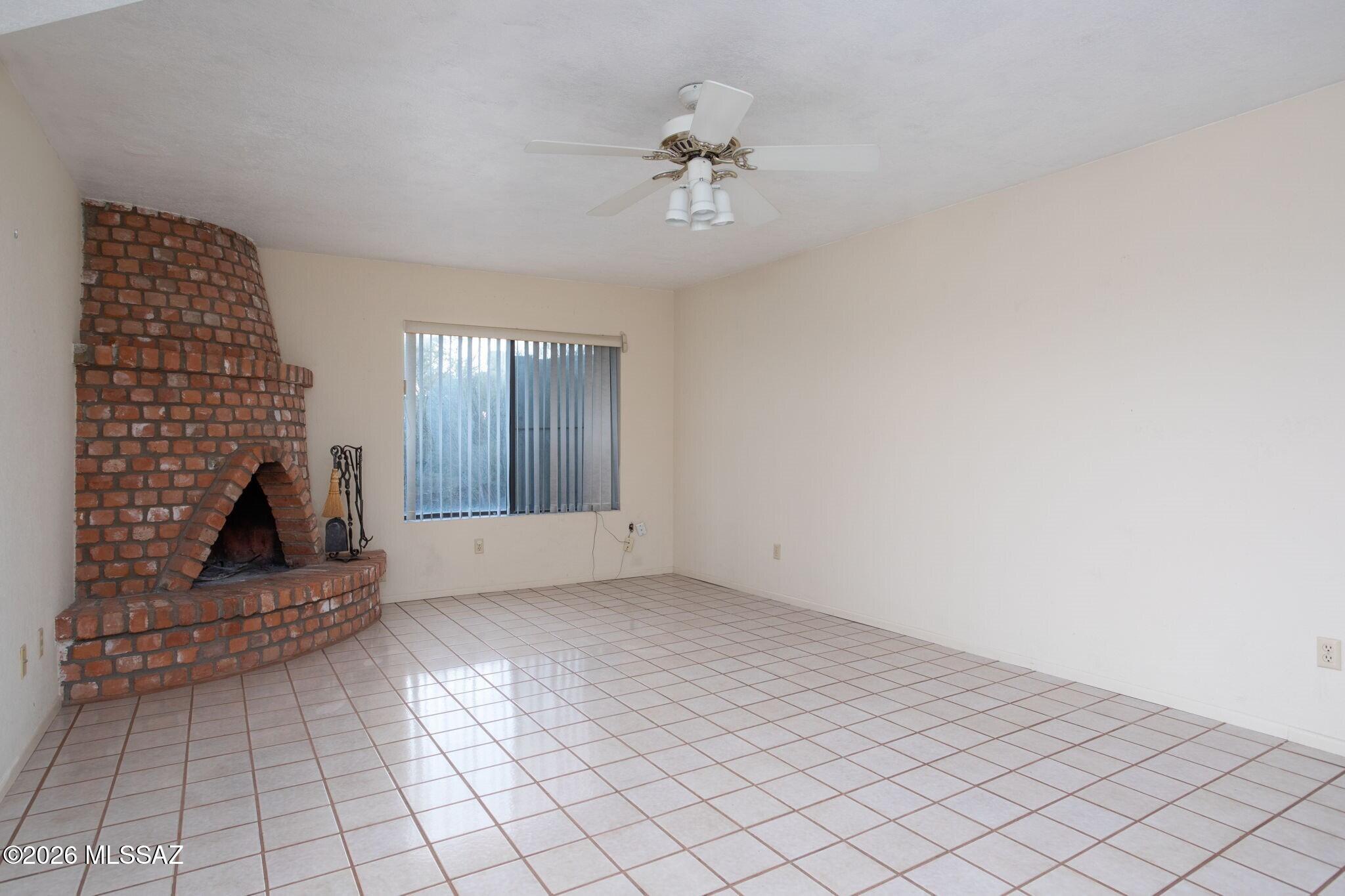 6090 East River Road Tucson, AZ 85750 - Photo 19 of 49
