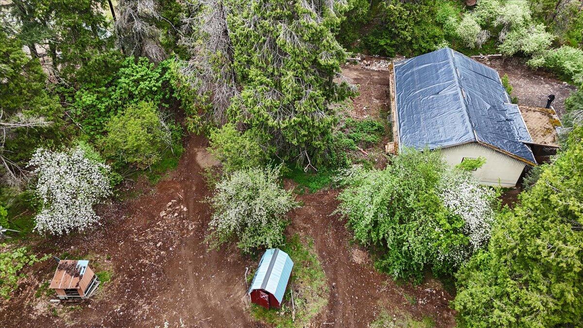 9020 Elk Creek Road Trail, OR 97541 - Photo 27 of 32 26