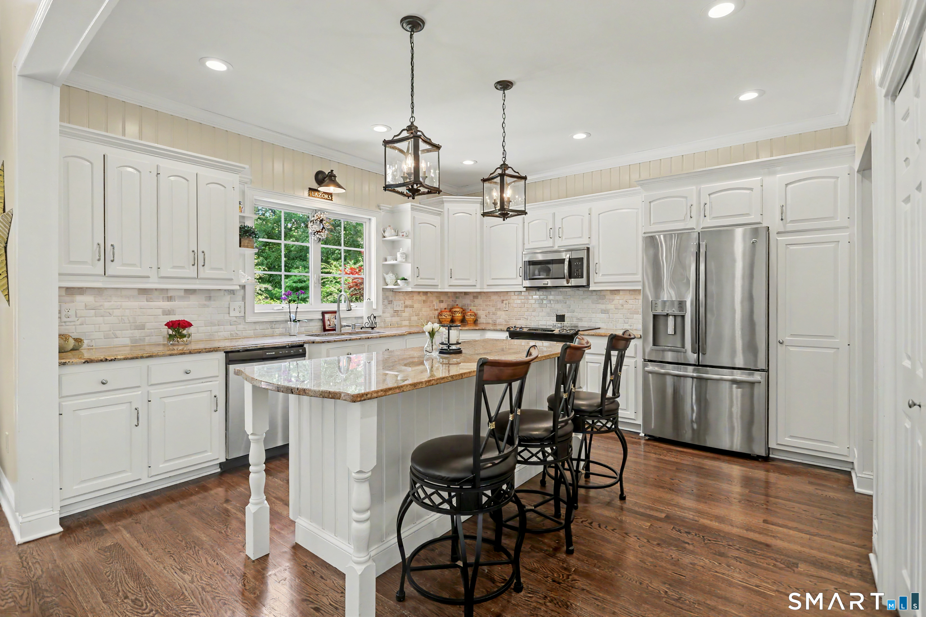 41 Grindstone Lane Monroe, CT 06468 - Photo 9 of 40