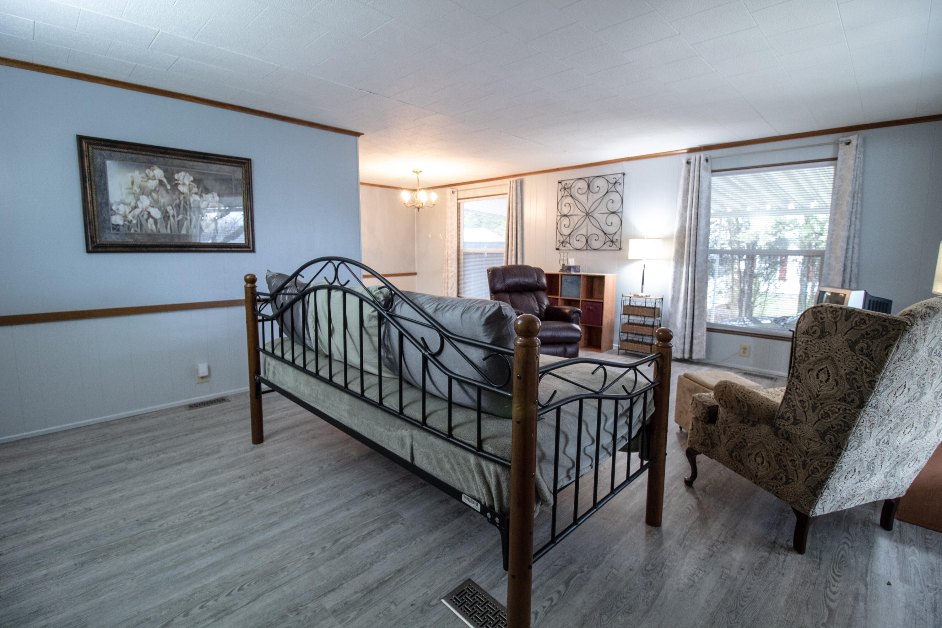 27 Beech Drive Springfield, OH 45504 - Photo 2 of 16