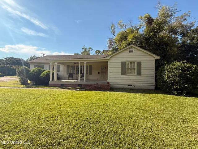 $185,000 | 501 Macarthur Avenue, Greenwood, MS 38930