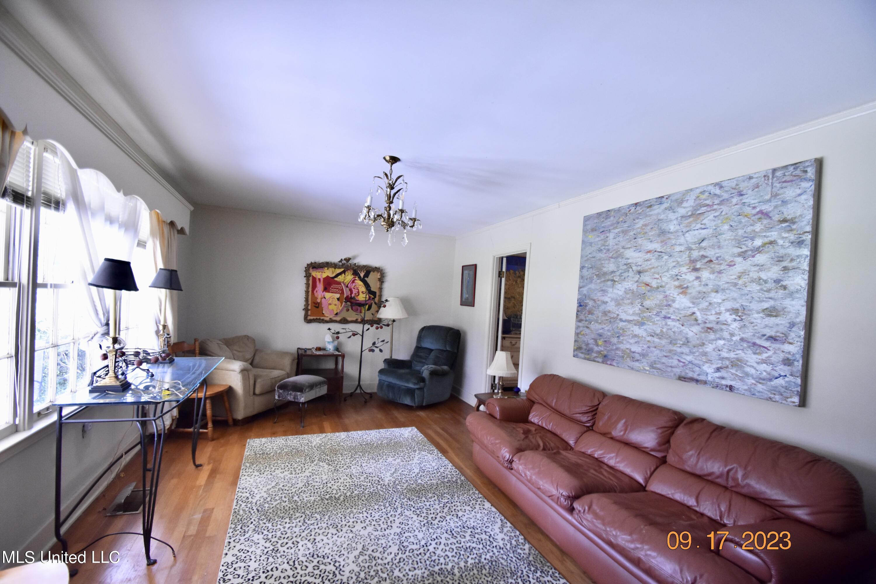 501 Macarthur Avenue Greenwood, MS 38930 - Photo 8 of 23 DSC_0436