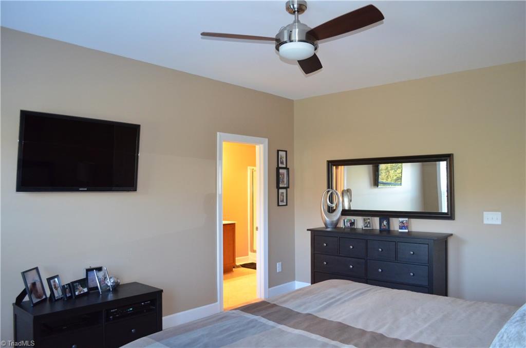 5415 Broadleaf Road Summerfield, NC 27358 - Photo 12 of 28 Gallery Image 12