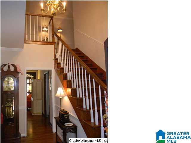 215 Snake Hill Road Trussville, AL 35173 - Photo 4 of 32