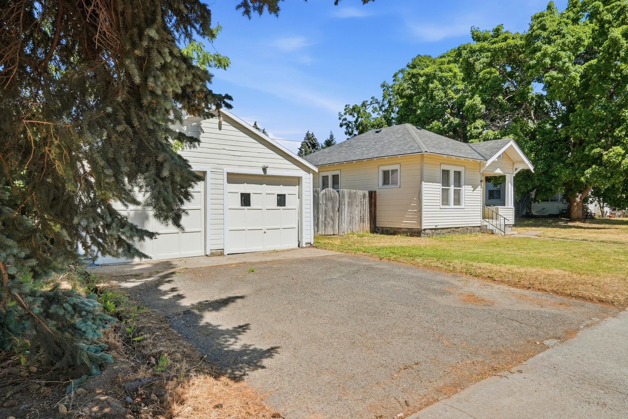 114 2nd Street Cheney, WA 99004 - Photo 2 of 25