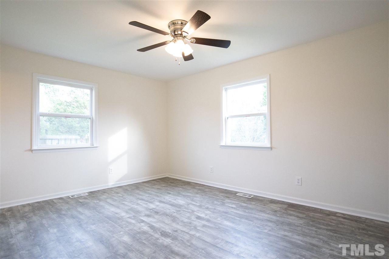 8601 Manns Loop Road Apex, NC 27539 - Photo 18 of 25 Gallery Image 18