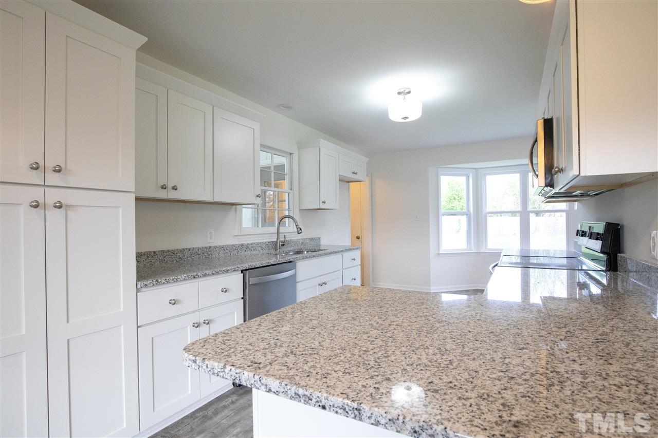 8601 Manns Loop Road Apex, NC 27539 - Photo 6 of 25 Gallery Image 6