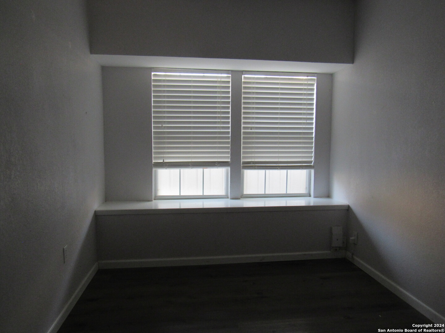 7731 Clear Ridge Drive San Antonio, TX 78239 - Photo 27 of 54 an empty room with a window
