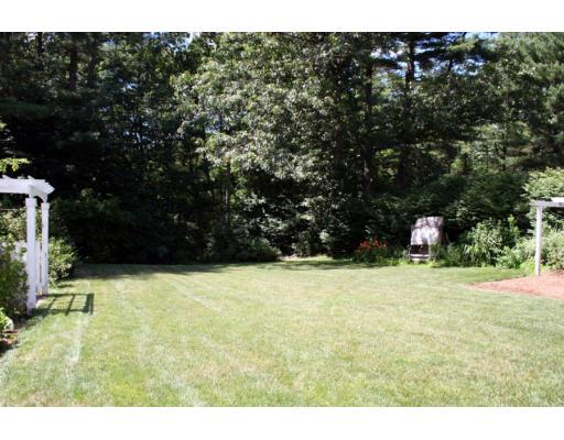 16 Red Barn Road Wayland, MA 01778 - Photo 4 of 26