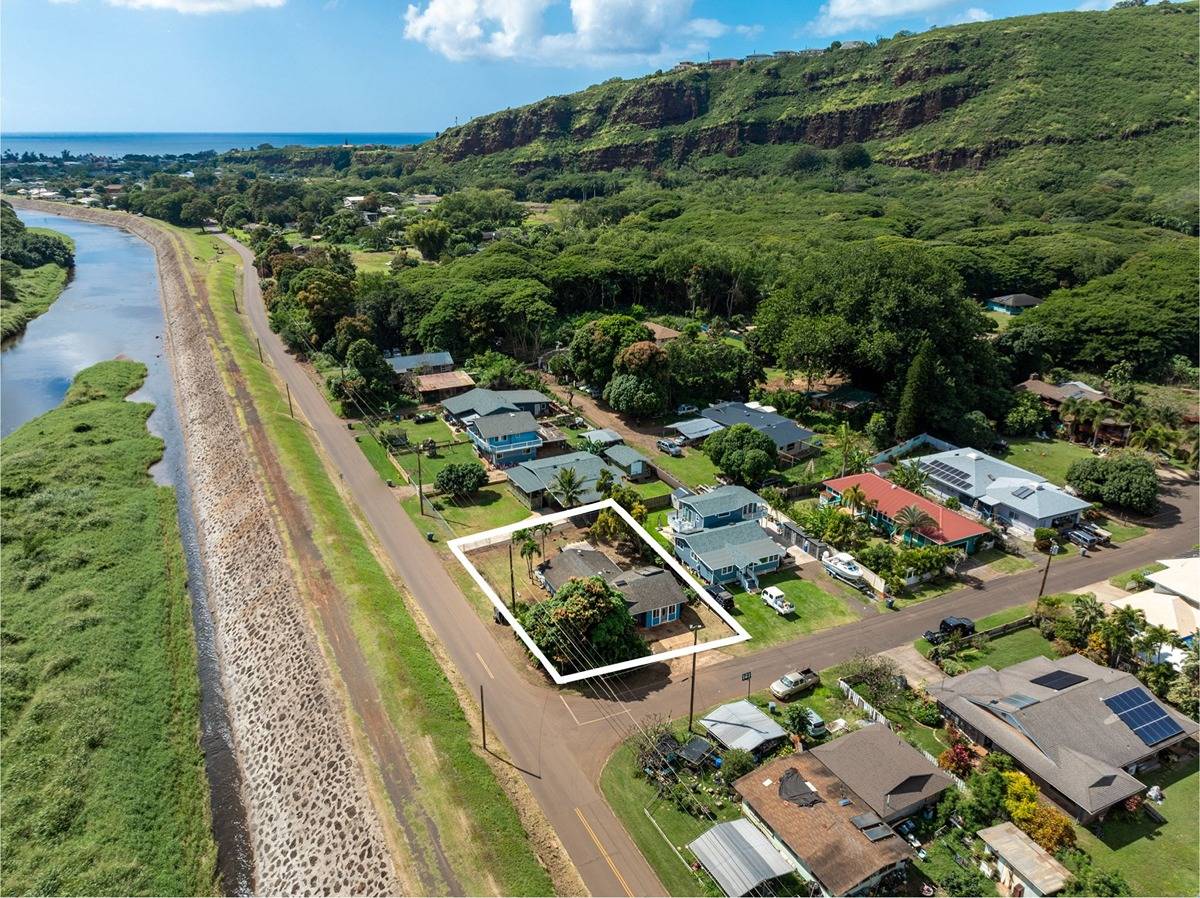 5053 Menehune Road Waimea, HI 96796 - Photo 28 of 30 Gallery Image 28