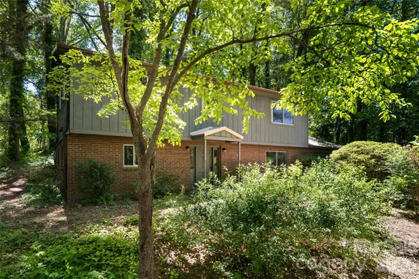 $475,000 | 1 Beaverdam Knoll Road, Asheville, NC 28804
