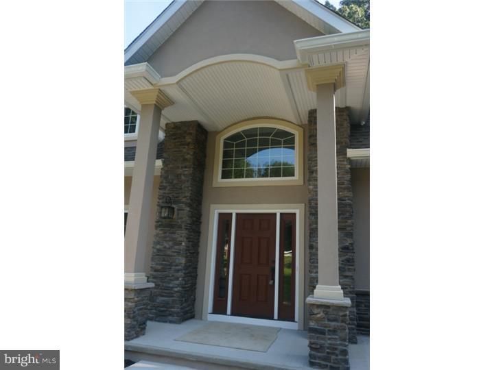236 Valley View Road Berwyn, PA 19312 - Photo 2 of 25 Exterior