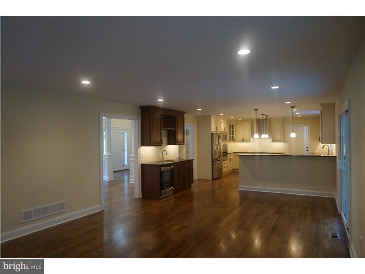 236 Valley View Road Berwyn, PA 19312 - Photo 13 of 25 Family Room