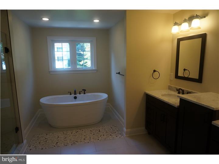 236 Valley View Road Berwyn, PA 19312 - Photo 18 of 25 Master Bedroom