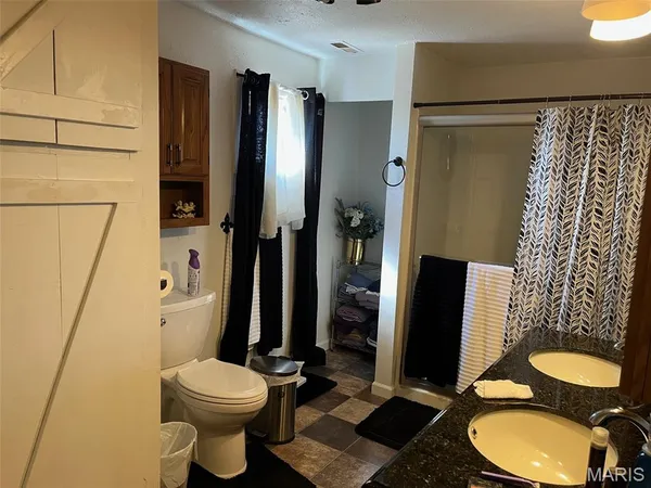 $375,000 | 1507 Hwy Oo, Fredericktown, MO 63645