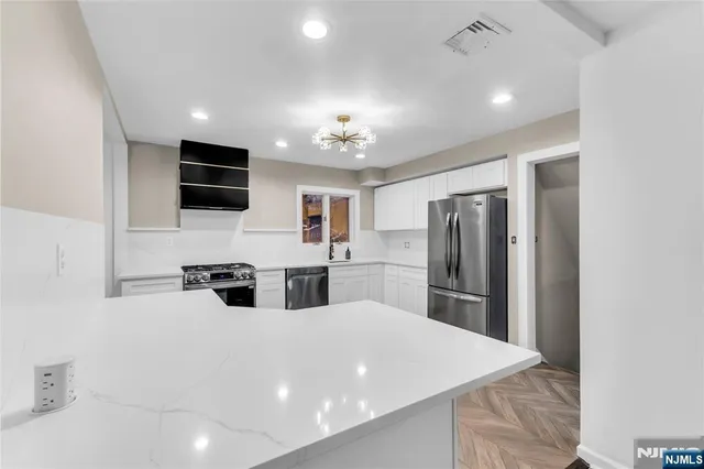 $1,299,000 | 1011 Washington Avenue South, Old Tappan, NJ 07675