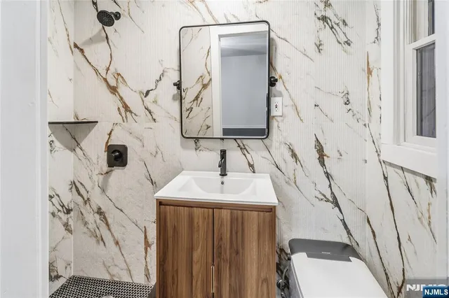 $1,299,000 | 1011 Washington Avenue South, Old Tappan, NJ 07675