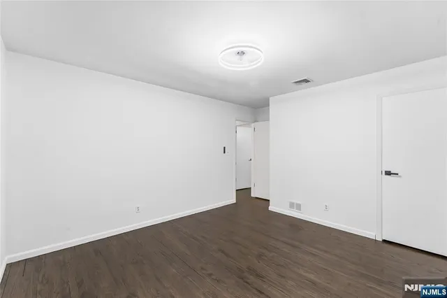 $1,299,000 | 1011 Washington Avenue South, Old Tappan, NJ 07675