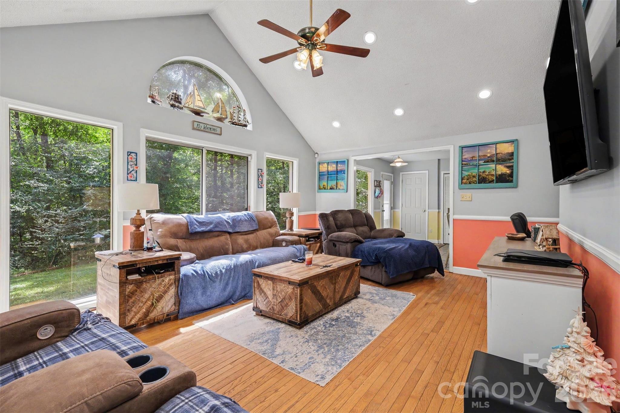 433 Foster Lake Road Blacksburg, SC 29702 - Photo 7 of 38 Gallery Image 7