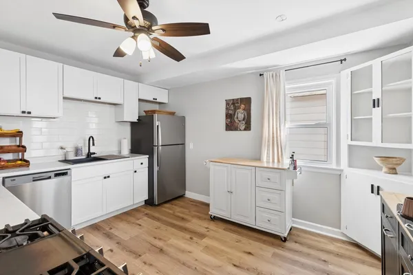 $190,000 | 2800 15th Street, Moline, IL 61265