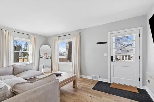 $190,000 | 2800 15th Street, Moline, IL 61265