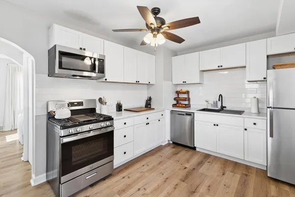 $190,000 | 2800 15th Street, Moline, IL 61265