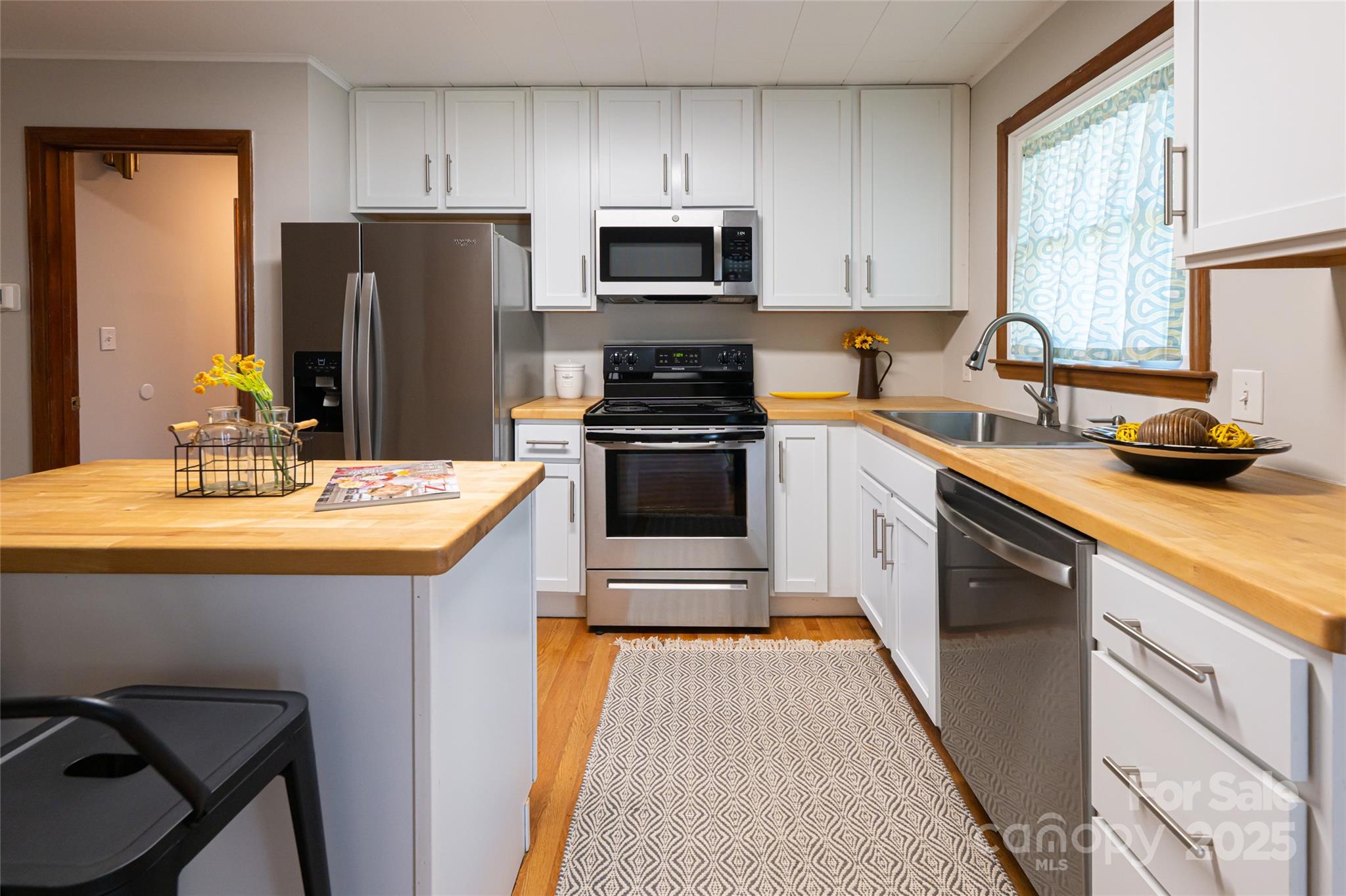 720 Reed Street Asheville, NC 28803 - Photo 14 of 37