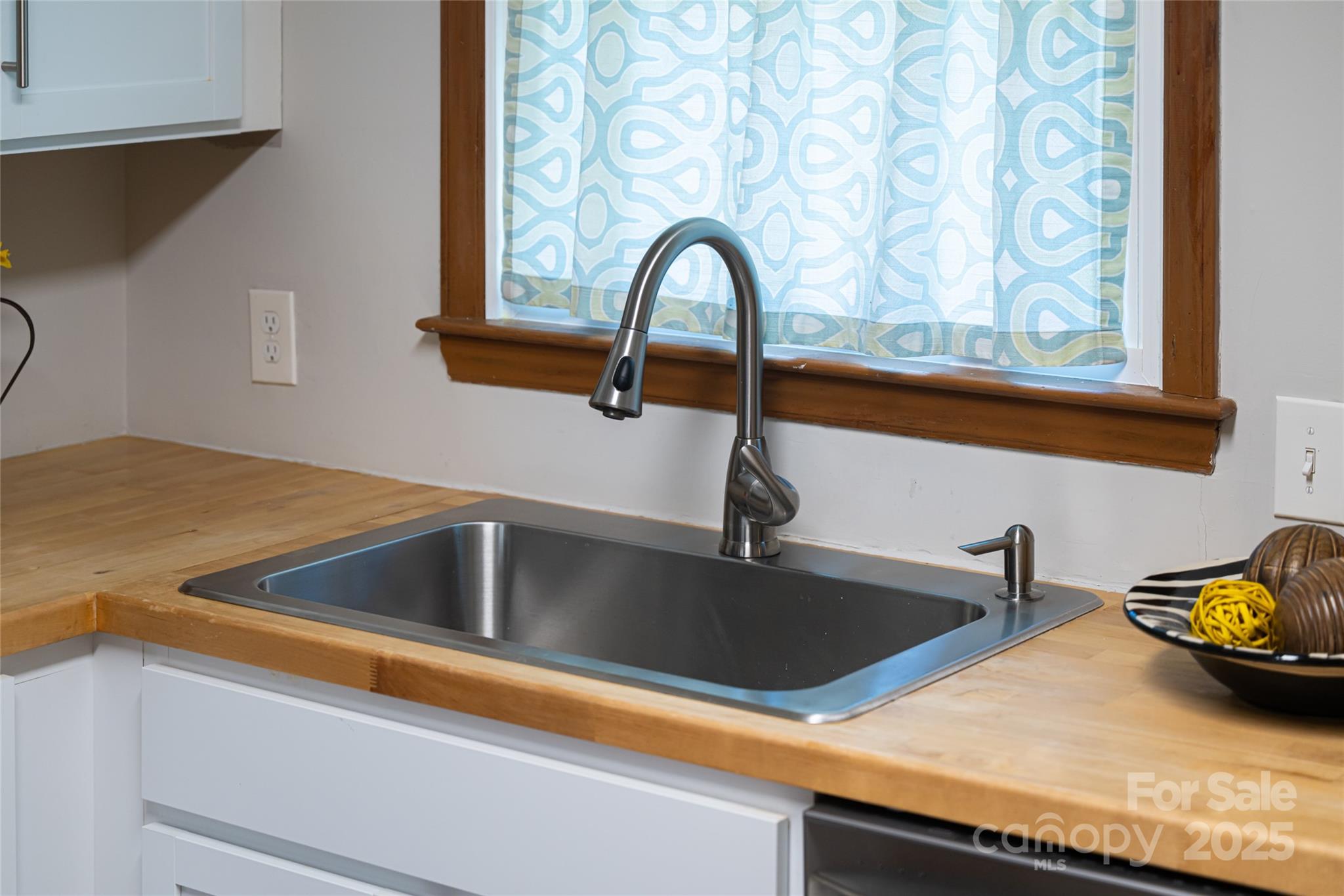 720 Reed Street Asheville, NC 28803 - Photo 15 of 37