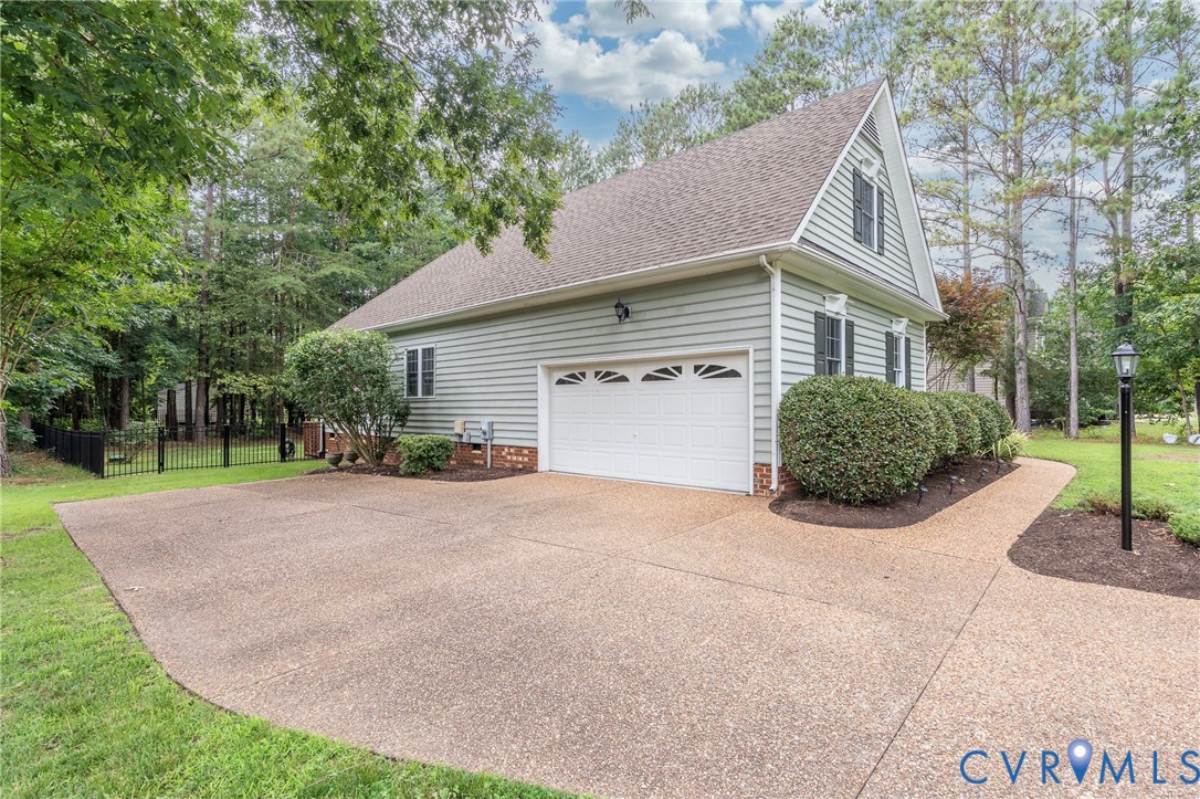 10437 Virginia Rail Court Providence Forge, VA 23140 - Photo 7 of 56