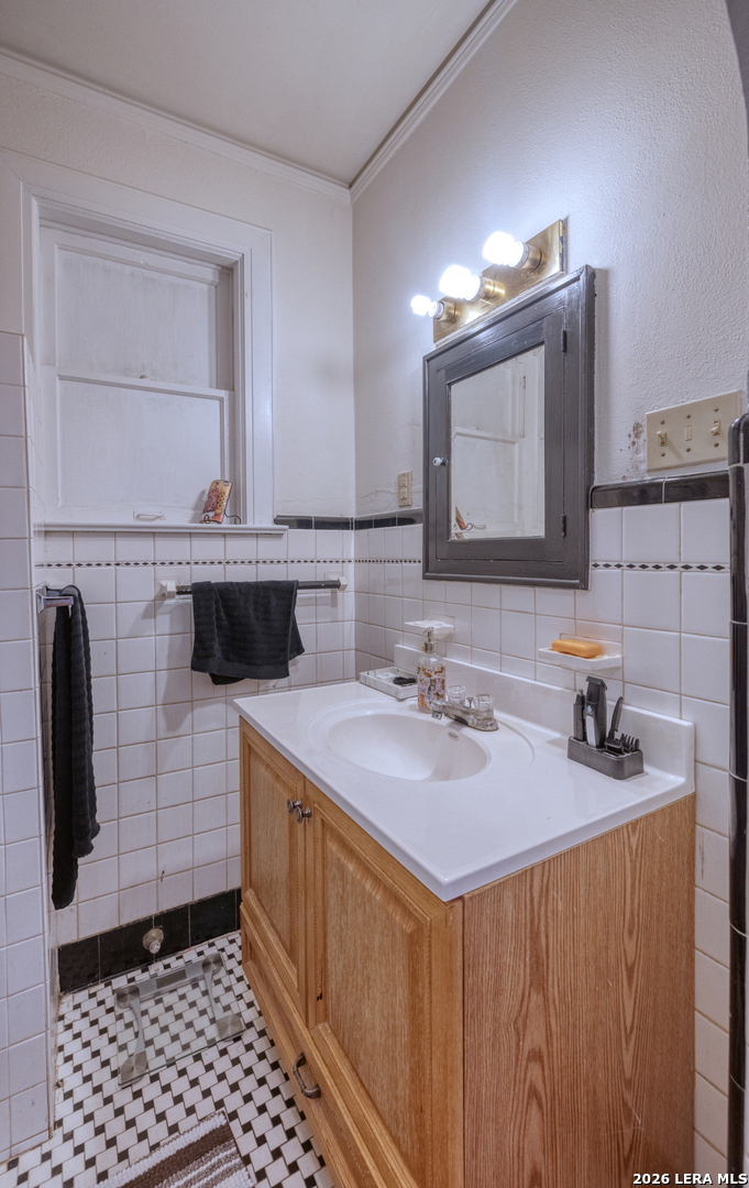 440 South Getty Street Uvalde, TX 78801 - Photo 28 of 39