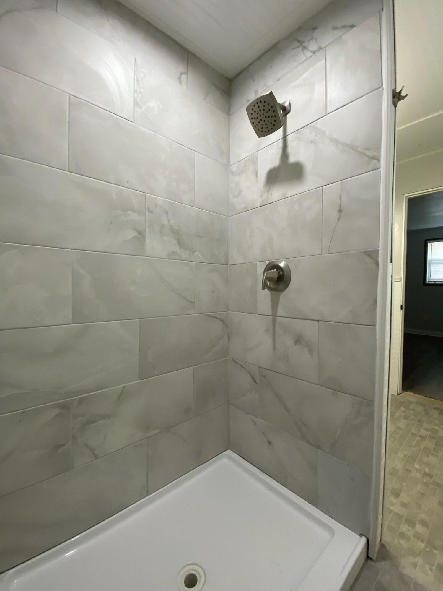 1324 Watkins Road Columbus, OH 43207 - Photo 38 of 69 Bath in Bed 4