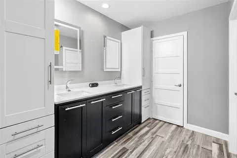 $495,000 | 2604 Museum Way, Unit 2101, Fort Worth, TX 76107