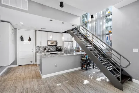 $495,000 | 2604 Museum Way, Unit 2101, Fort Worth, TX 76107