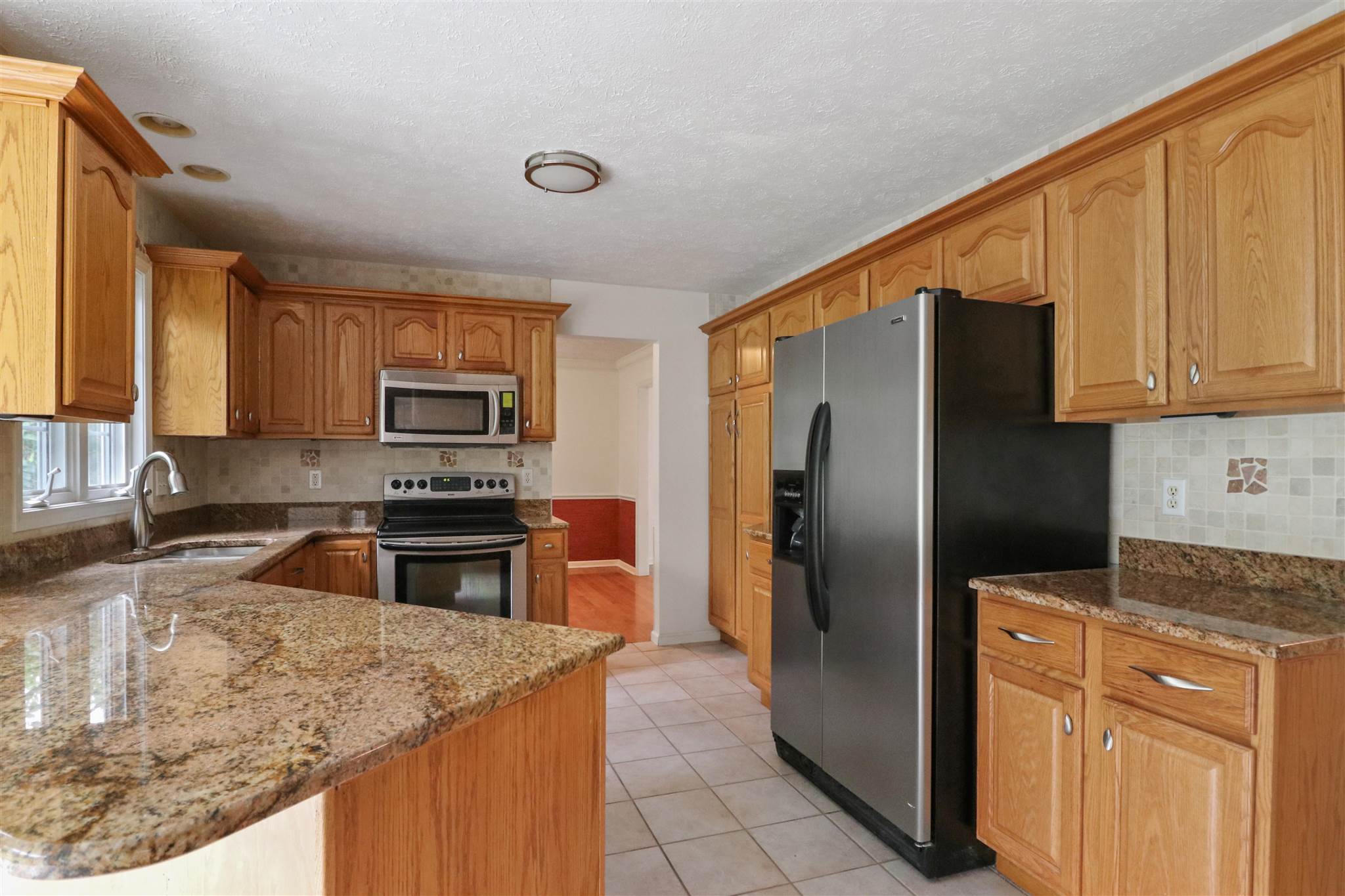 5212 North Rothmere Drive Peoria, IL 61615 - Photo 12 of 38