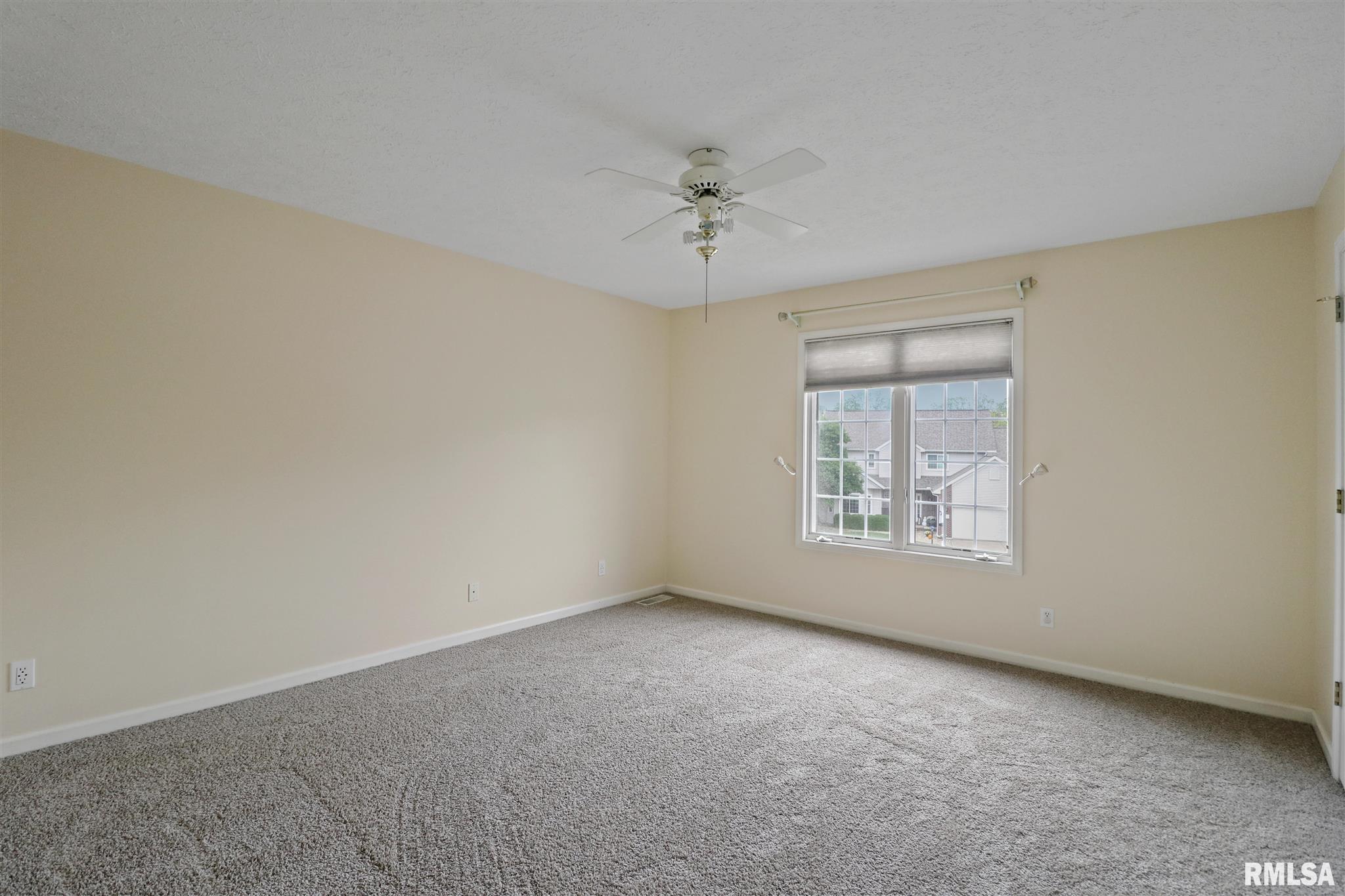 5212 North Rothmere Drive Peoria, IL 61615 - Photo 31 of 38