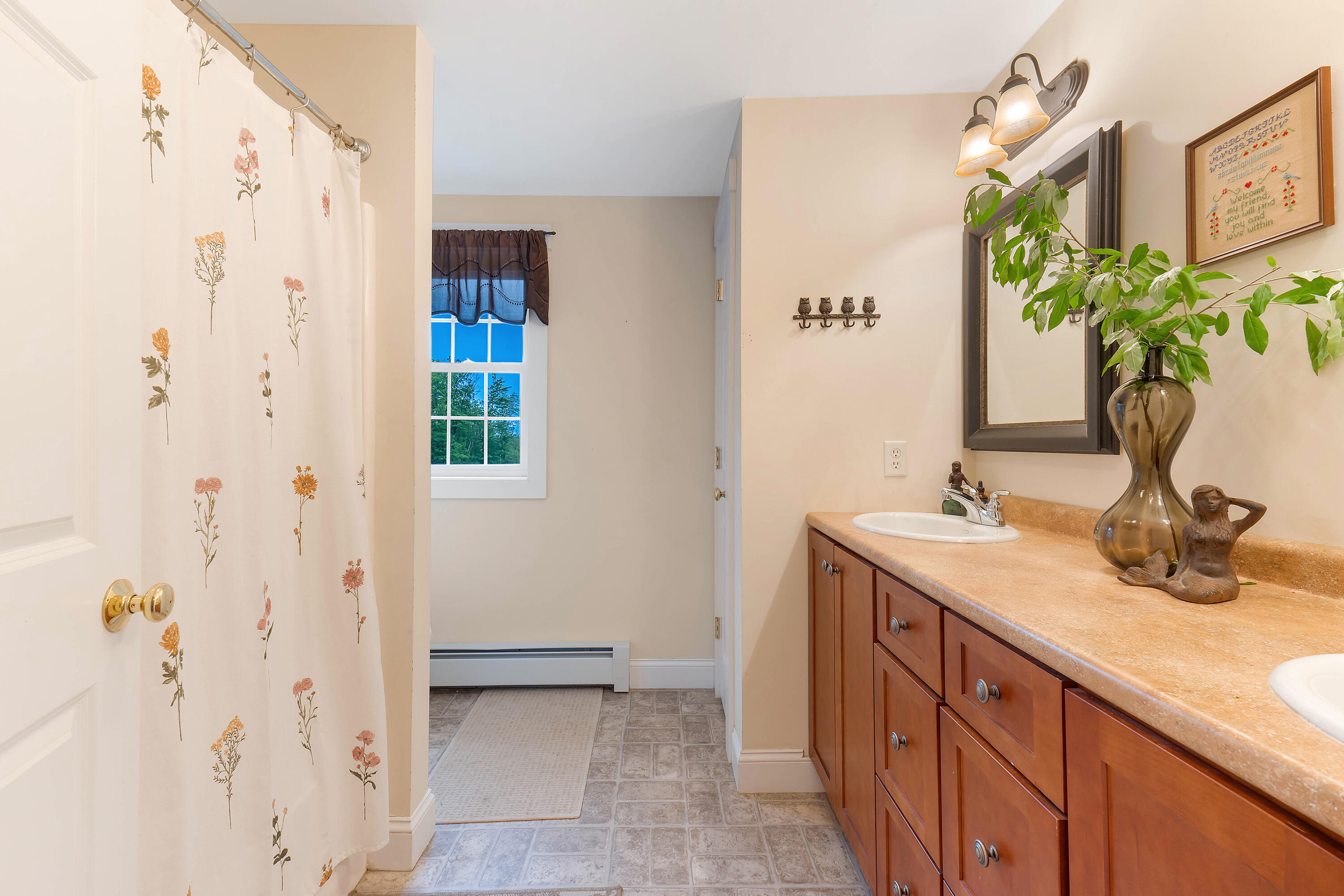 175 Star Hill Road Waterboro, ME 04087 - Photo 20 of 45 2nd Floor Full Bath