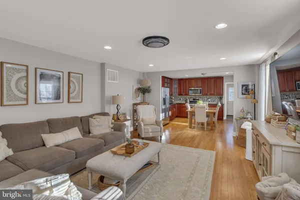 $675,000 | 61 North Hamilton Street, Doylestown, PA 18901