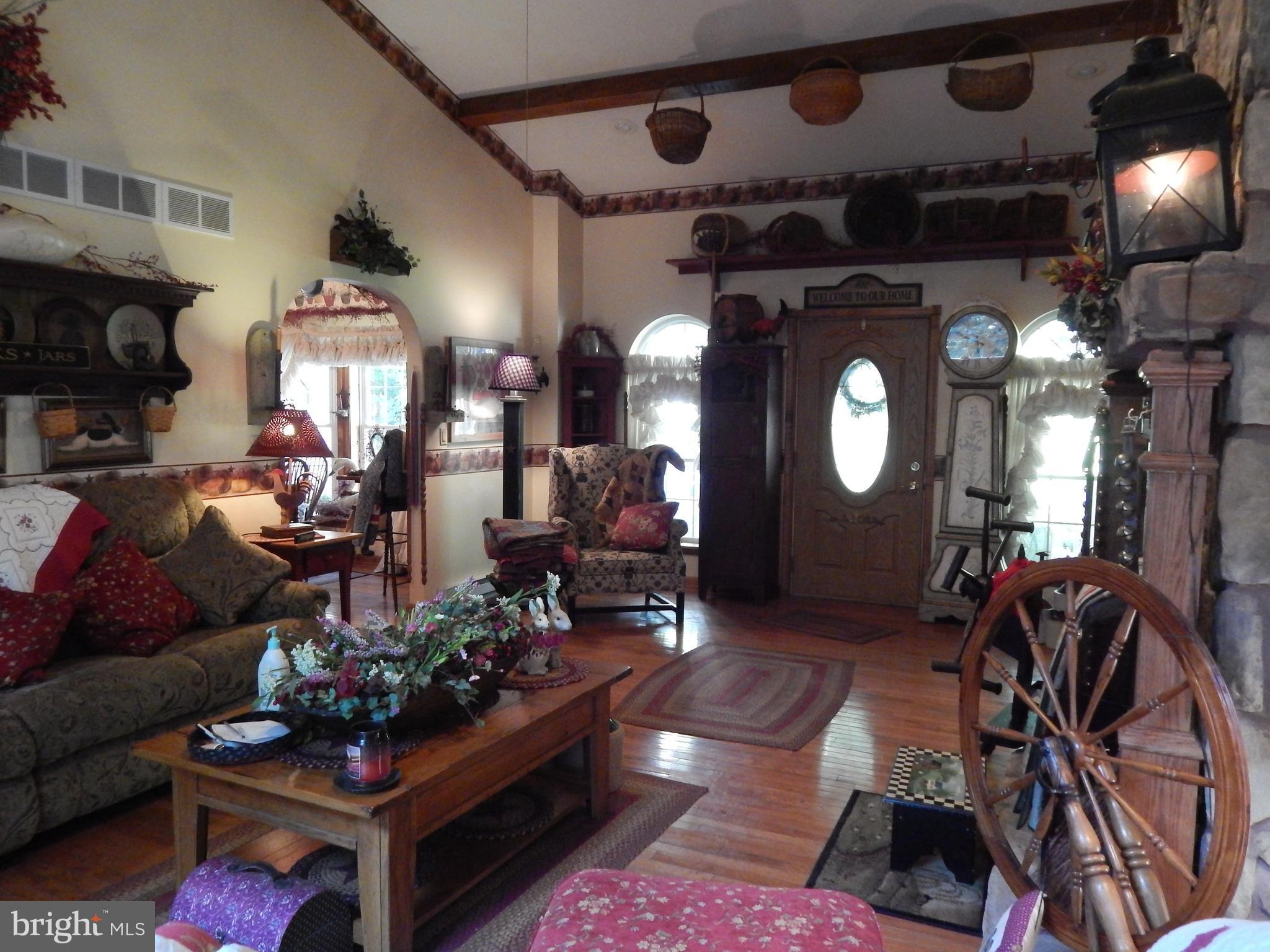 1090 Co Rte 9/8 Berkeley Springs, WV 25411 - Photo 23 of 30 Living Room