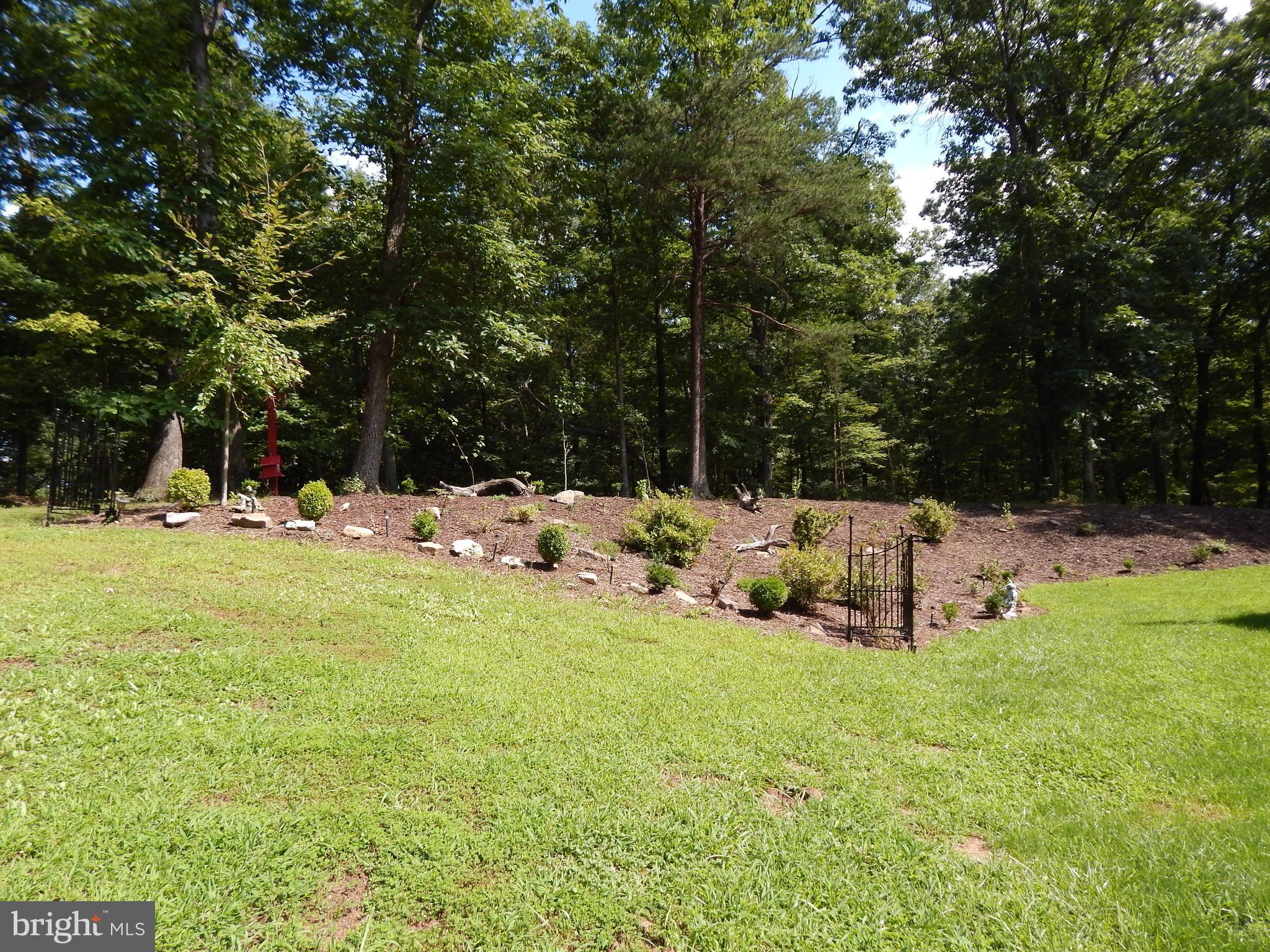 1090 Co Rte 9/8 Berkeley Springs, WV 25411 - Photo 10 of 30 Exterior (General)