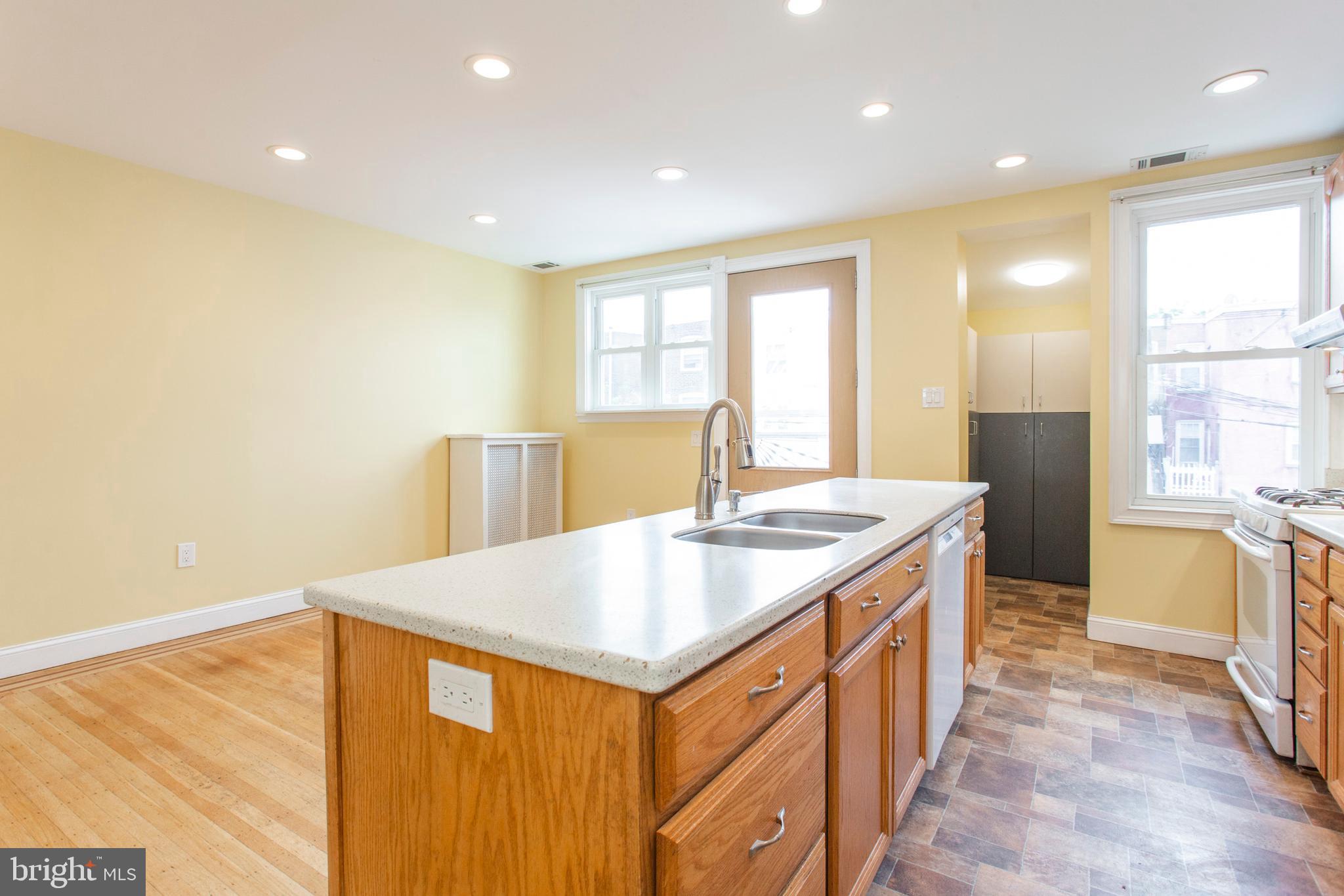 5658 Gainor Road Philadelphia, PA 19131 - Photo 11 of 34 Gallery Image 11
