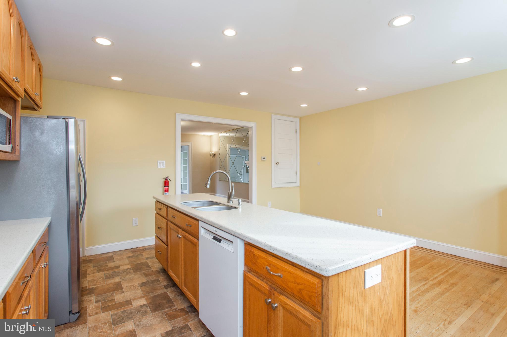 5658 Gainor Road Philadelphia, PA 19131 - Photo 13 of 34 Gallery Image 13