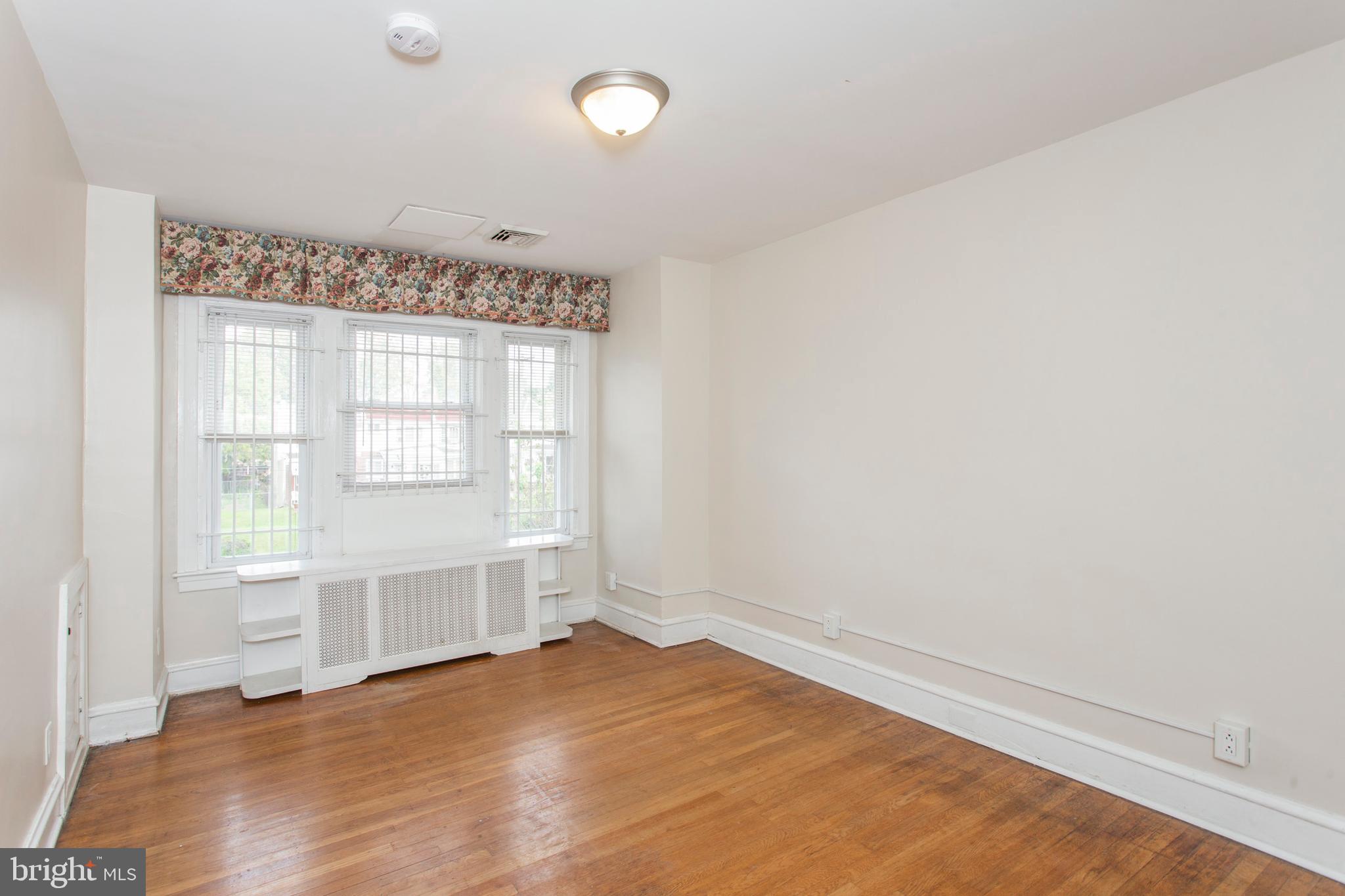 5658 Gainor Road Philadelphia, PA 19131 - Photo 18 of 34 Gallery Image 18