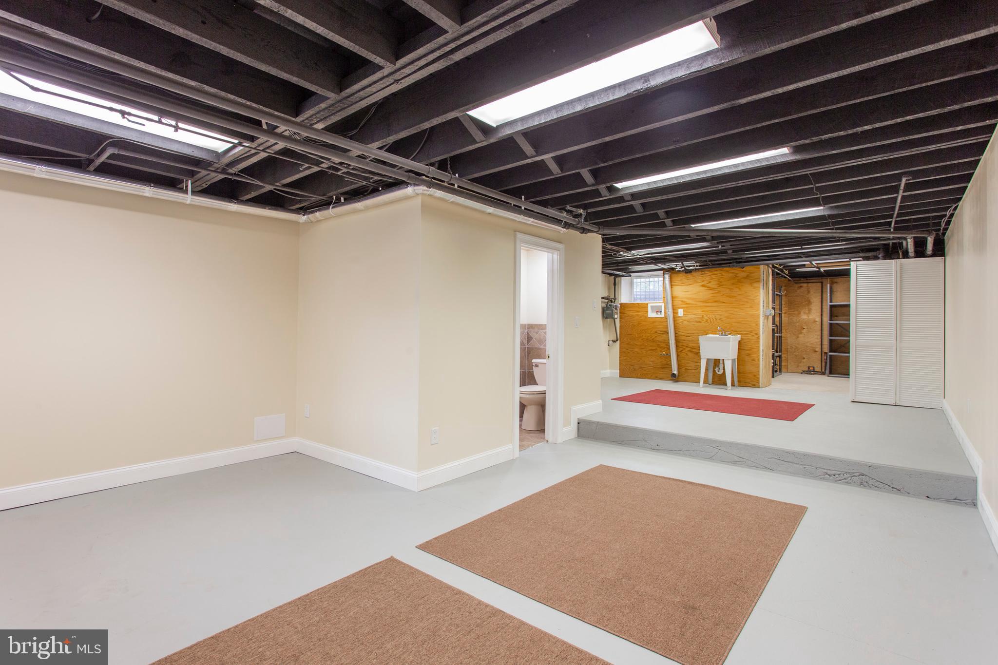 5658 Gainor Road Philadelphia, PA 19131 - Photo 29 of 34 Gallery Image 29
