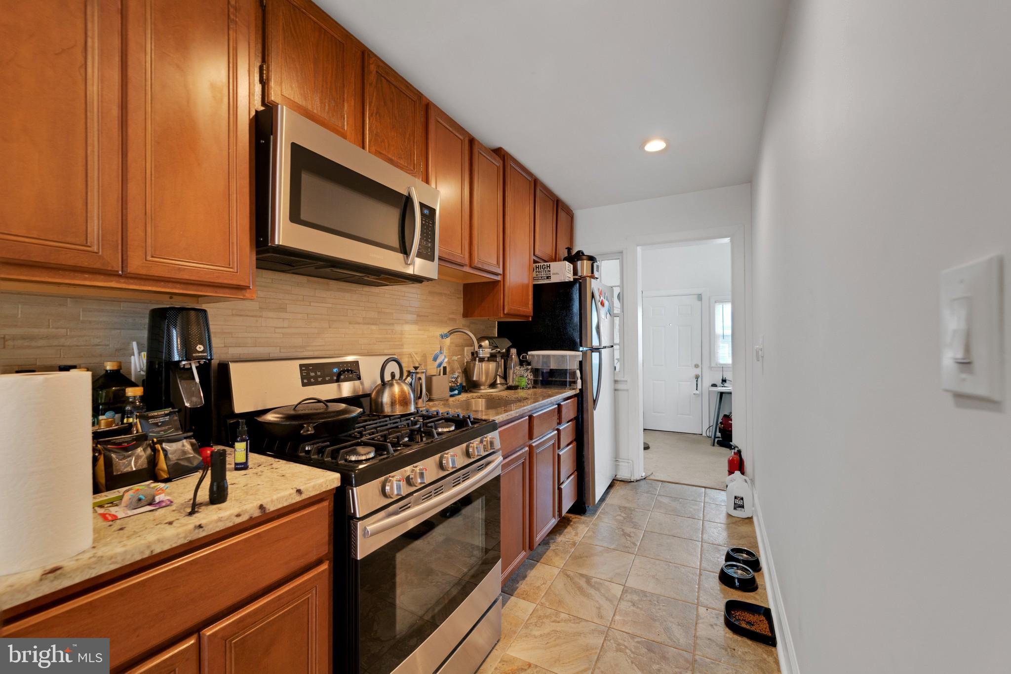 19 Hamilton Street Northeast Washington, DC 20011 - Photo 27 of 31 Unit 2 Kitchen